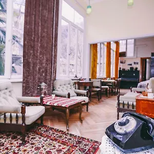  Hostel At Funicular Gürcistan